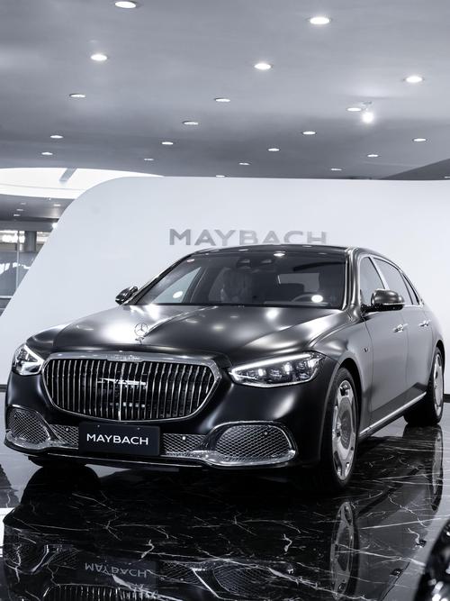 重庆61岚图汽车的售后服务让用户无忧出行，迈巴赫未来的豪华车趋势